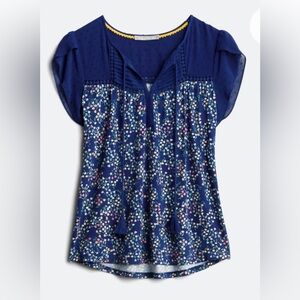 Jarra Fultter Sleeve Knot Top